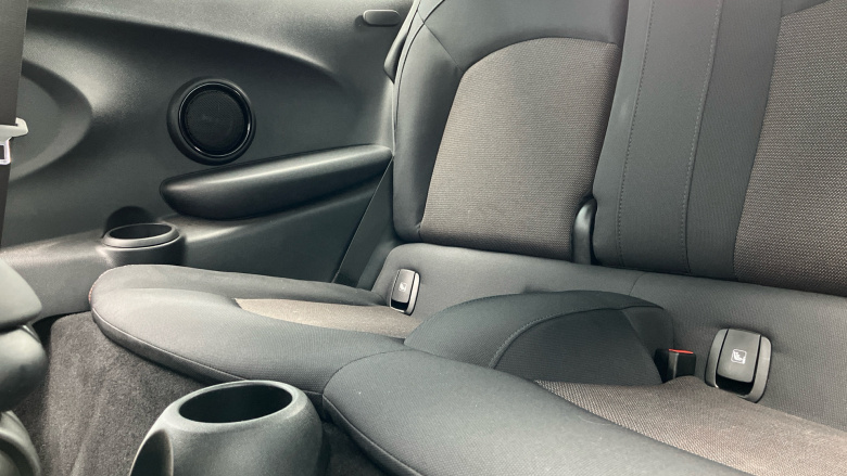 MINI Hatchback 1.5 Cooper Classic Premium 3dr Auto Petrol Hatchback